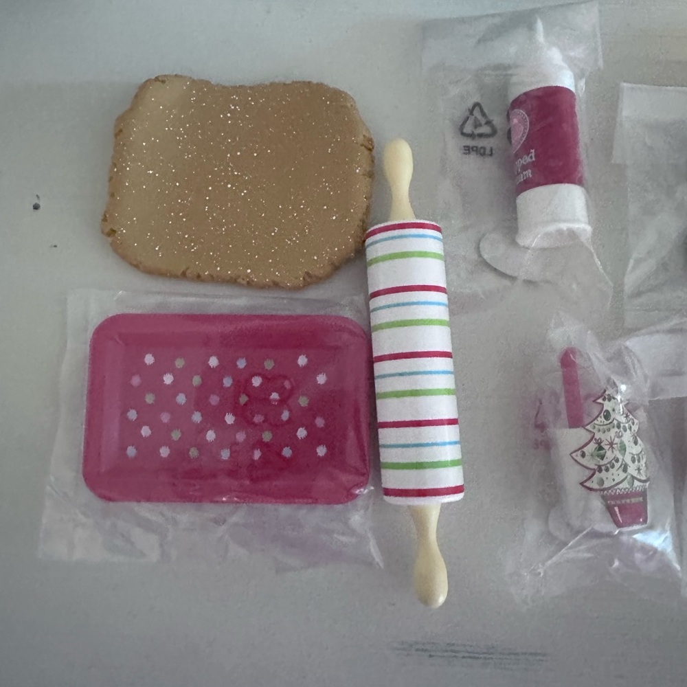 American Girl assorted accessories - Picture 3 of 8